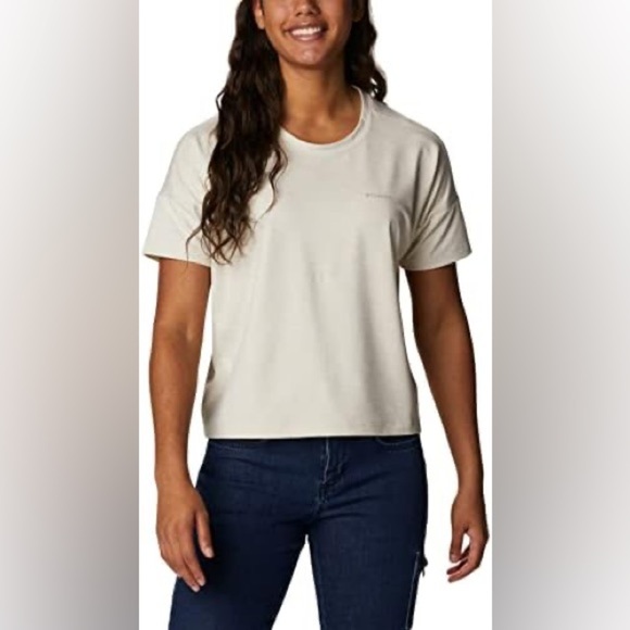 Columbia Women's Weekend Adventure Short Sleeve Yellow Outdoor Gorpcore XXL - Picture 1 of 10